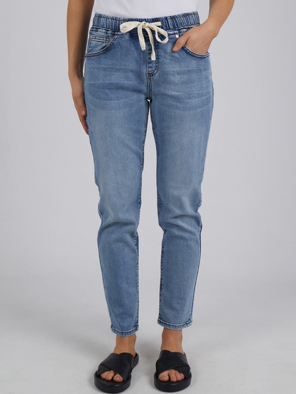 Paper bag jeans on sale hollister