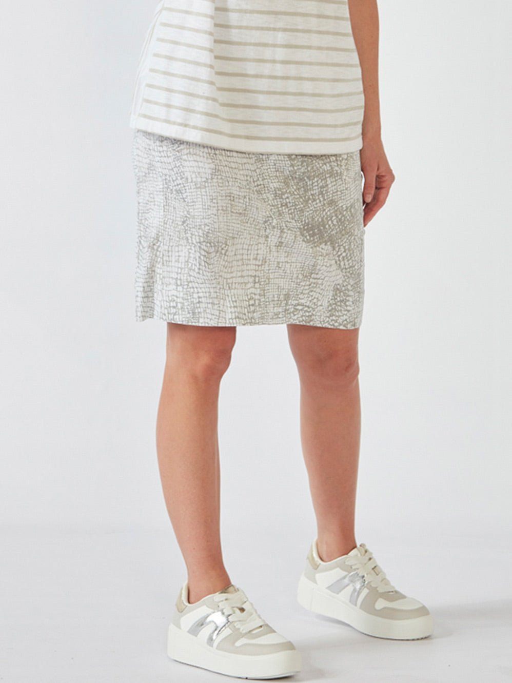 VERGE ACROBAT BAY SKIRT