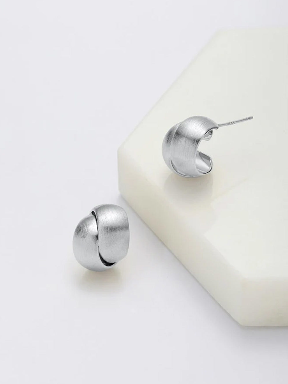 ZAFINO JESSIE BRUSHED EARRING